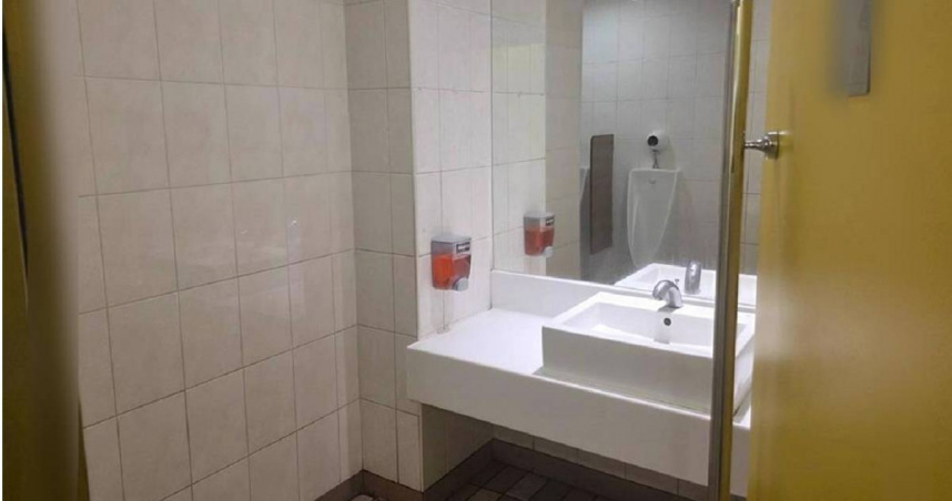 今（9）日上午，高雄市楠梓區一間麥當勞傳出命案，死者為48歲台積電工廠外包商員工。（圖／翻攝畫面）