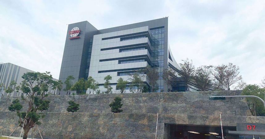 台積電台南廠區50歲黃姓工人清洗水塔時身亡，家屬質疑救援延誤要求釐清真相。（圖／報系資料照）