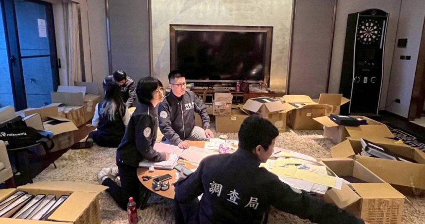 太子集團涉跨國詐騙，23員工申請失業補助，北市勞動局回應了。圖為檢警在該集團名下的和平大苑豪宅搜索。（圖／報系資料照）