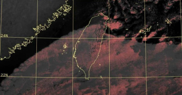 鄭明典指出雲量變化難預測。（圖／翻攝臉書／鄭明典）
