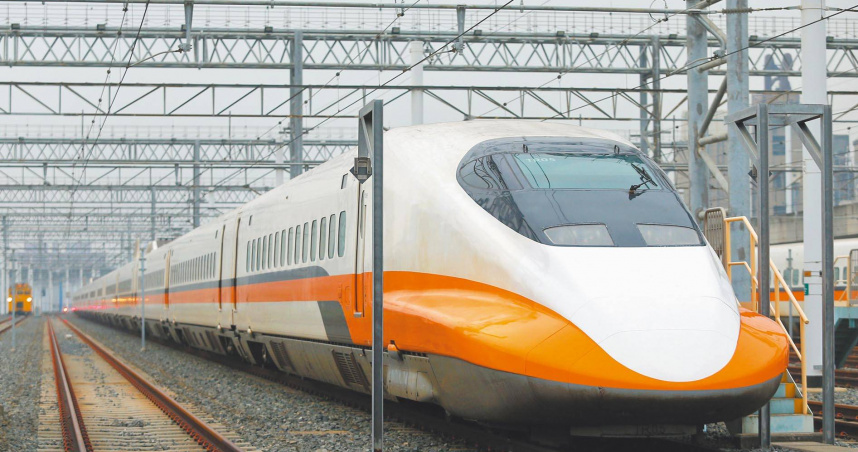 台灣高鐵清潔人員在「679次列車」車廂廁所內發現裝有100萬元現金的遺失提袋。（示意圖／報系資料照）