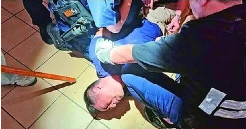 去年10月邱男在苗栗街頭持刀隨機殺人，當場被制伏；全案一審判刑29年，二審今宣判，改判無期徒刑。（圖／讀者提供）