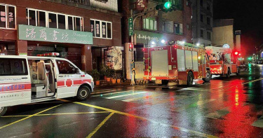 金山凌晨惡火竄民宅 疑女屋主焚艾草驅蚊釀禍