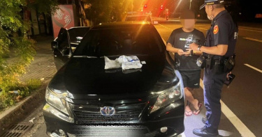陳姓男子想賺外快,以跑腿一趟8000元的代價運送毒品,還沒等到買家取貨,就因違規駕駛被巡邏員警攔檢,毒品也遭查獲。(圖/翻攝照片,下同)