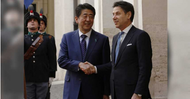 安倍晉三隨行記者遭隔離! 「確診老司機」相處4天…憂間接感染