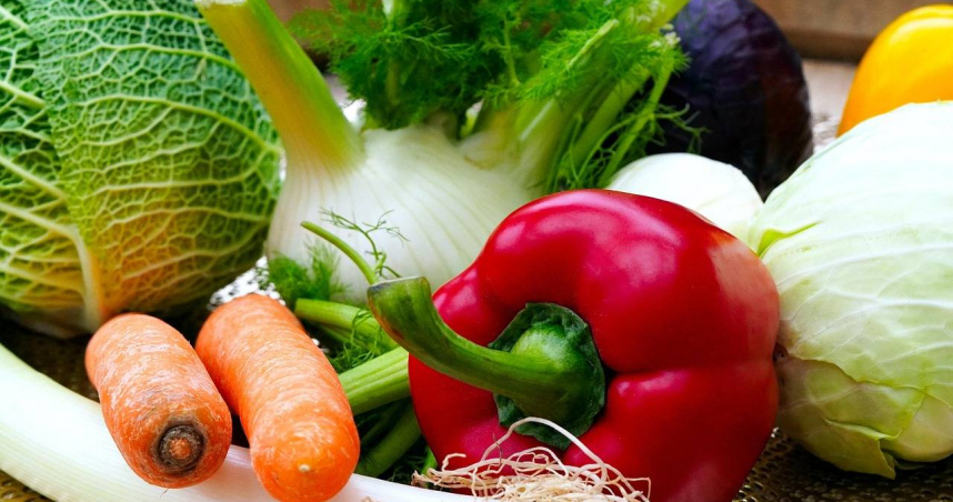 網購食安危機！北市抽驗蔬果驚見8件不符規定。（示意圖／pixabay）