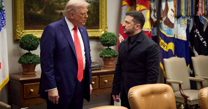 川普（左）與澤倫斯基。（圖／達志／美聯社）