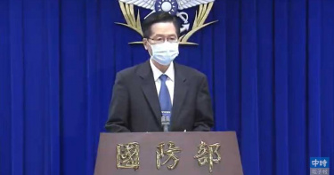 嚴德發鞠躬致歉「向總統自請處分」 蔡英文:勇敢面對才是國軍本色
