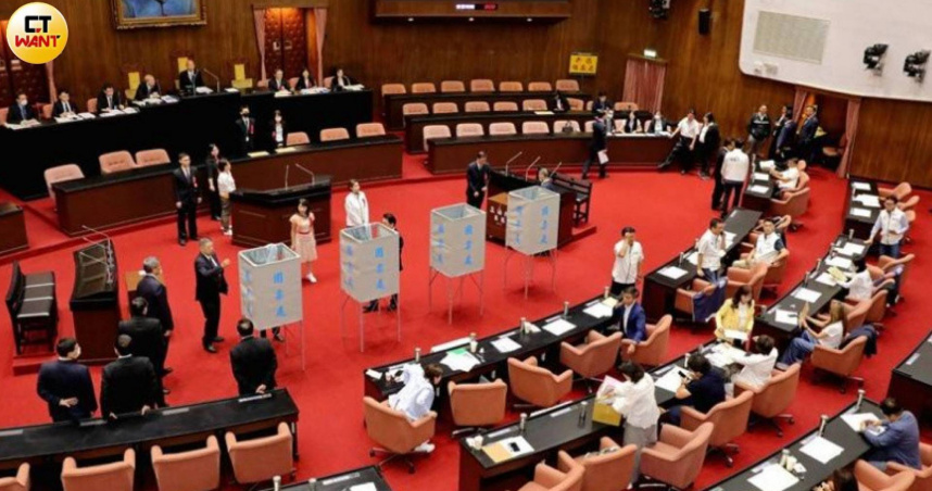 國防特別條例朝野能否取得共識，將於5月6日立法院協商結果見分曉。（示意圖／周志龍攝）