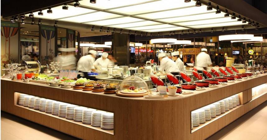 饗食天堂高雄大遠百店遭列入高雄市衛生局公布的受影響業者名單，饗賓集團表示已全面停用、下架及封存相關爭議油品。（示意圖／翻攝自臉書，饗食天堂 自助美饌）