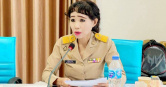 泰國一名女公務員因出席預算會議時的亮眼妝容意外爆紅，一張照片吸引逾2.3萬人按讚，引發網友熱議。（圖／翻攝自臉書，เทศบาลตำบลปะแต อำเภอยะหา）