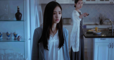 雷嘉汭飾演的女主角朱芷璃，與隋棠飾演的母親古羽琴有精采對手戲。（圖／網銀國際）