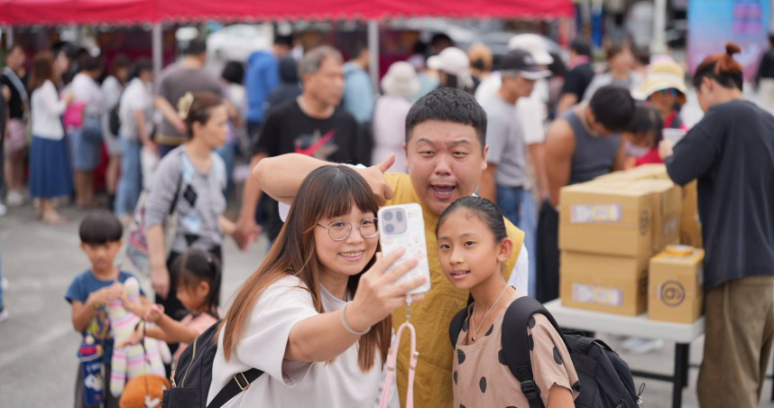 豆比登返鄉辦市集遇颱風攪局！崩潰喊：差點把午餐吐出來