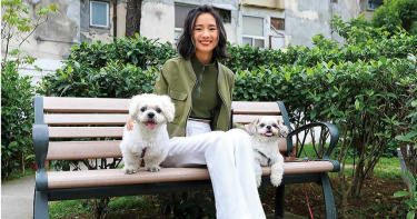 寵物情緣/從小廣結動物緣 陳忻玥樂擁毛孩當聽眾