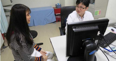 少女發胖狂增15公斤急減肥 紅斑性狼瘡搞怪靠洗腎保住性命