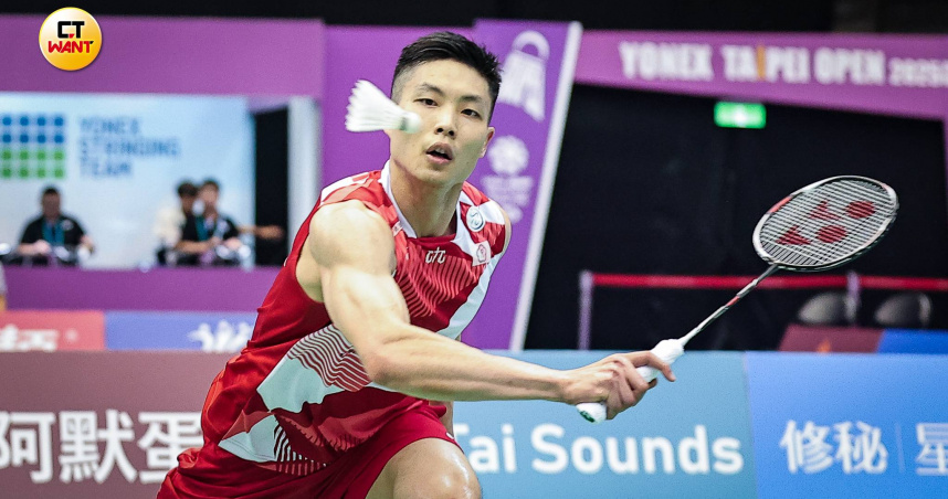 羽球一哥周天成，直落二擊敗馬來西亞索列晉級八強。（圖／李宗明攝）