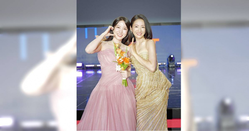 林依晨與朴恩斌合影。（圖／周子娛樂）