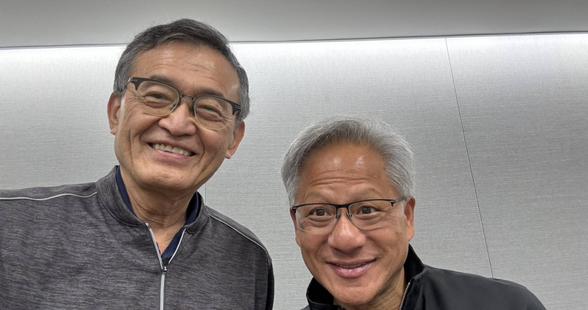 陳立武（左）曬出和黃仁勳合照。（圖／翻攝自陳立武X）