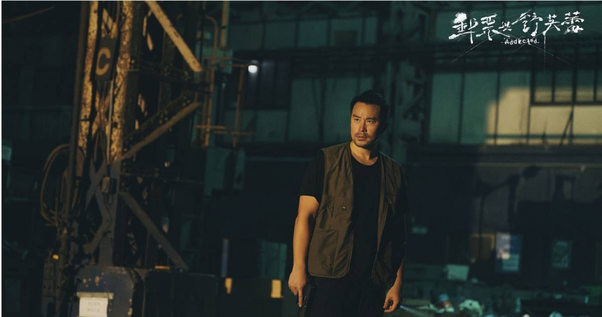 張孝全在《郵票與舒芙蕾》飾演警隊小隊長。（圖／時創影業）