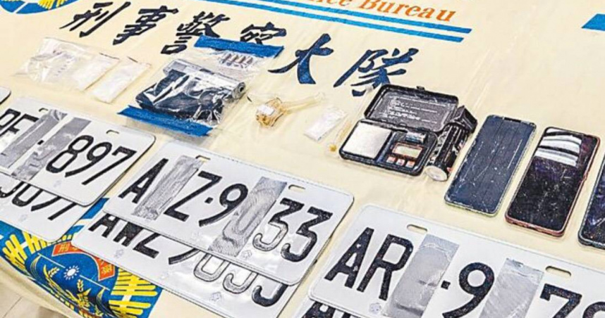 假車牌盛行，淘寶等大陸購物平台，可以買到偽造車牌，幾可亂真。（假車牌示意圖／報系資料照）