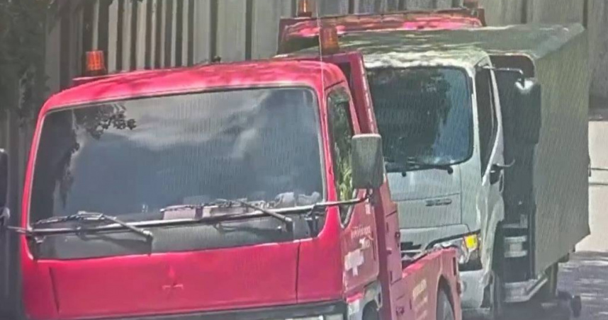 信義區拖吊出包！貨車上坡突脫鉤「驚悚倒退嚕」猛撞後車