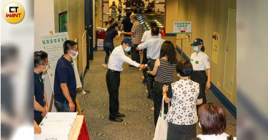 全代會內幕1/海派過河拆橋又狂挖牆腳 英系暗助「蘇新連」反將一軍