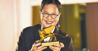 捧回威尼斯終身成就獎 許鞍華把榮耀歸香港