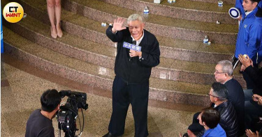 中天最後一日 蔡衍明喊話:為每一位中天員工感到驕傲