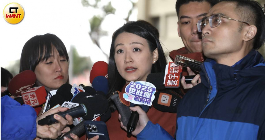 綠媒披露，罷免綠委吳沛憶的領銜人藍營青年軍劉思吟、副領銜人張延廷將軍疑似設籍中正萬華區不滿四個月，將影響資格不符、連署全數退件，吳思吟今出面說明（圖／劉耿豪攝）