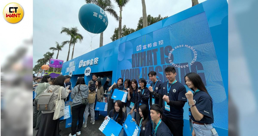 14家金控3月自結盈餘數據公告出爐。（圖／李蕙璇攝）