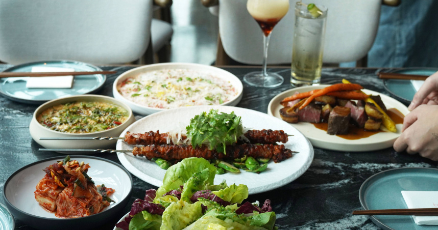 全天菜單以適合分享的料理為主軸，將韓式、西式的調味與菜色相互融合。（圖／魏妤靜攝）