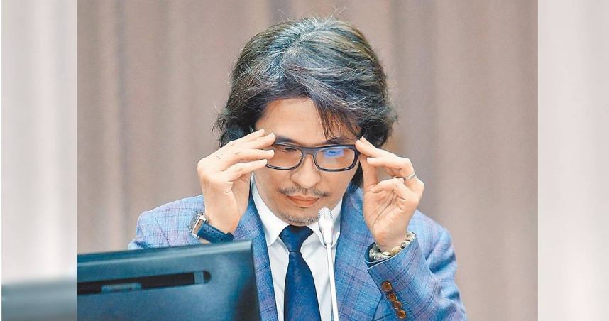 教育部政務次長葉丙成涉性平洩密，性平會日前宣布其「未違反性平法」，引發長期遭濫訴的基層教師強烈不滿。（圖／報系資料照）