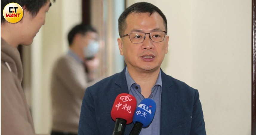 國民黨立委羅智強（圖）呼籲執政當局勿把在野領袖逼到牆角，否則民意會反噬。（圖／周志龍攝）