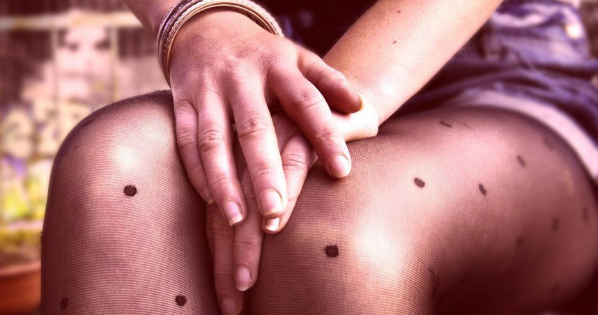 根據警方資料，安潔兒琳恩柯爾因不滿男友拒絕三人行提議，涉嫌毆打對方臉部。(示意圖／Pixabay）