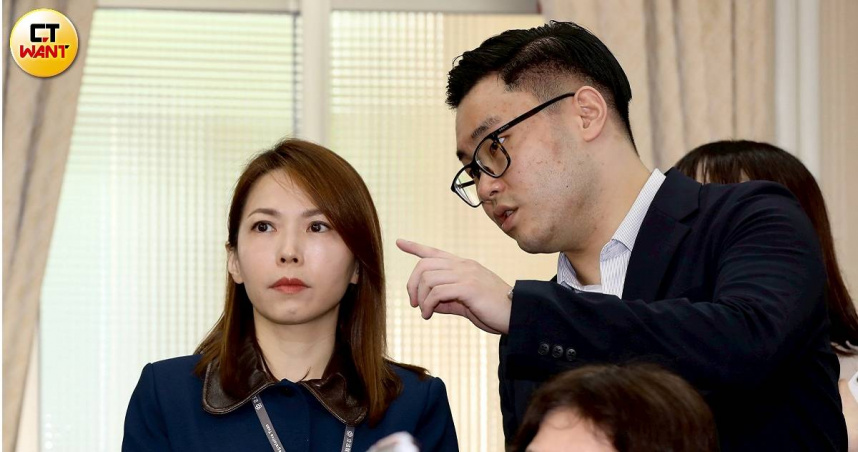 民眾黨立委李貞秀遭開除黨籍後頻上節目開轟黨內人士，其中陳智菡回應相關指控時數度哽咽，直言已構成人身攻擊。（圖／方萬民攝）