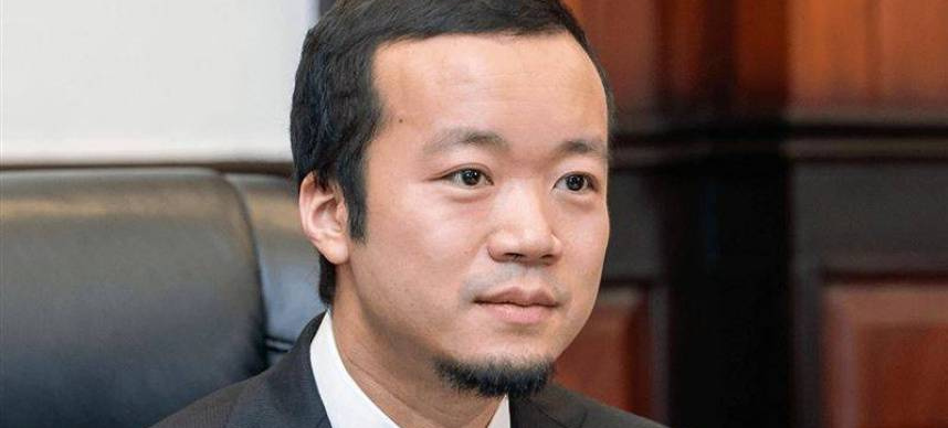 涉入跨國詐騙與洗錢案的柬埔寨「太子集團」近期成為檢調追查焦點。根據檢警掌握，美國聯邦檢察官以詐欺與洗錢罪名起訴該集團背後主導者、華人陳志。台北地檢署接獲美方情資後迅速展開行動，在台查扣集團資產總值逾45億元。